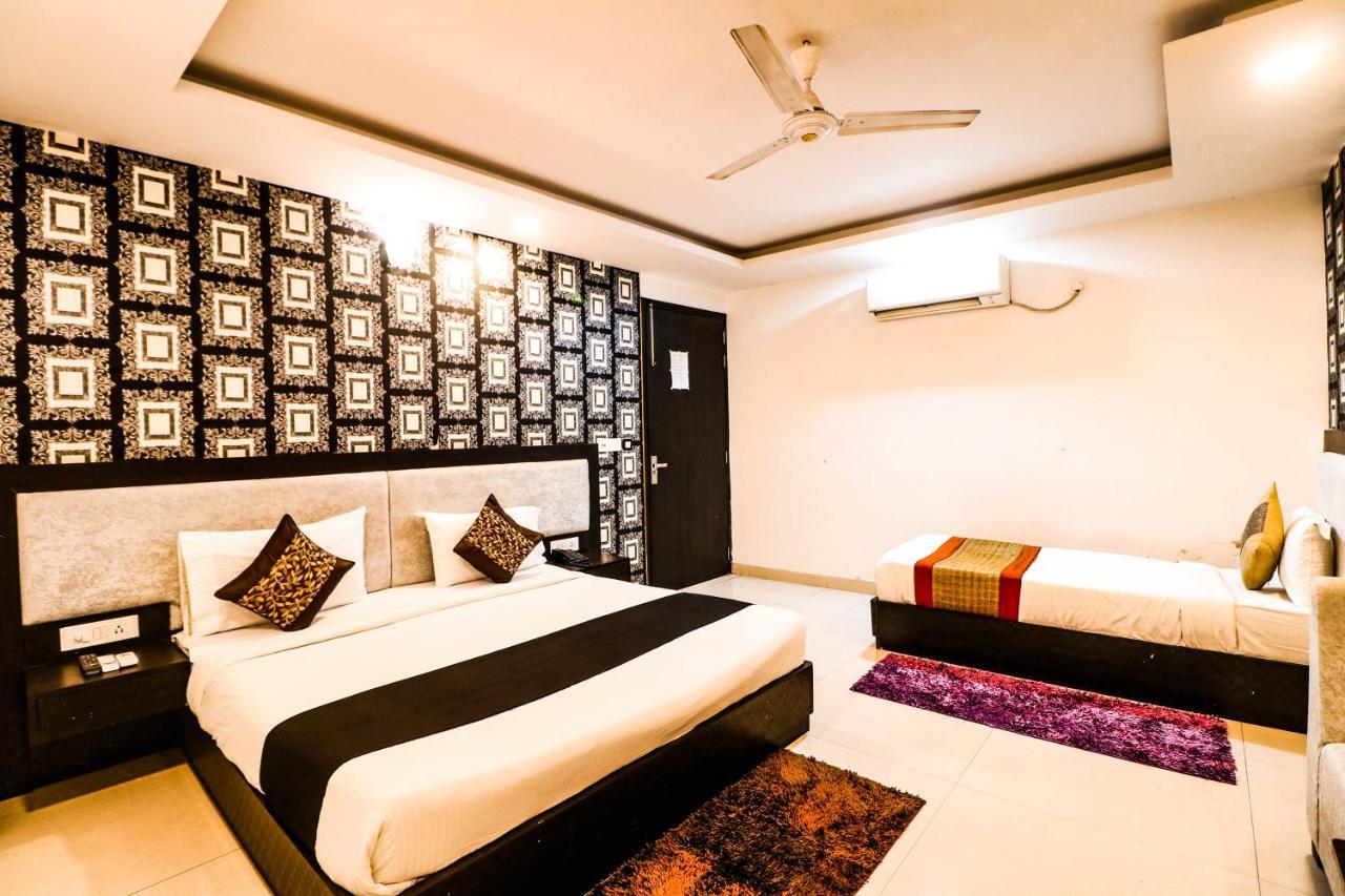 Hotel Olive Zone Near Delhi Airport Yeni Delhi Dış mekan fotoğraf