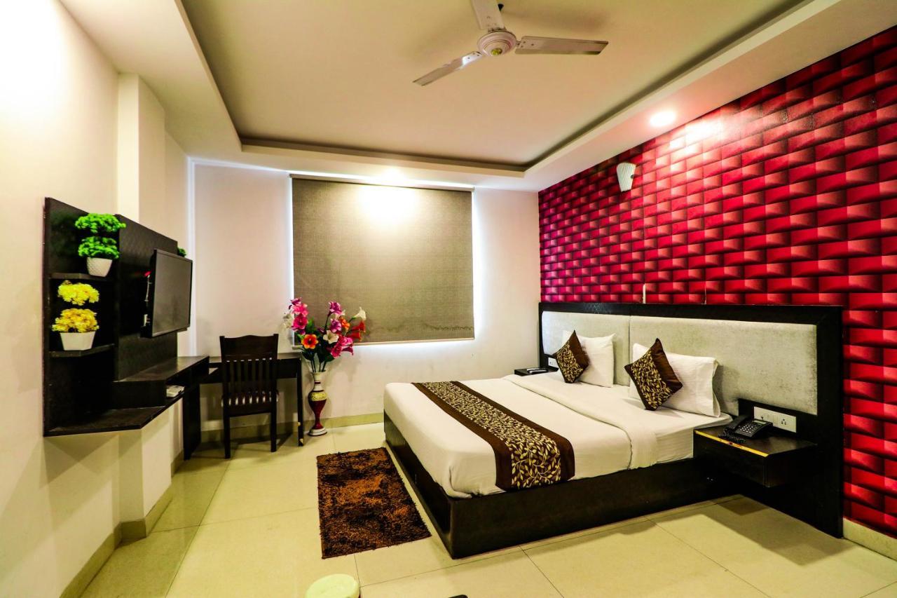 Hotel Olive Zone Near Delhi Airport Yeni Delhi Dış mekan fotoğraf