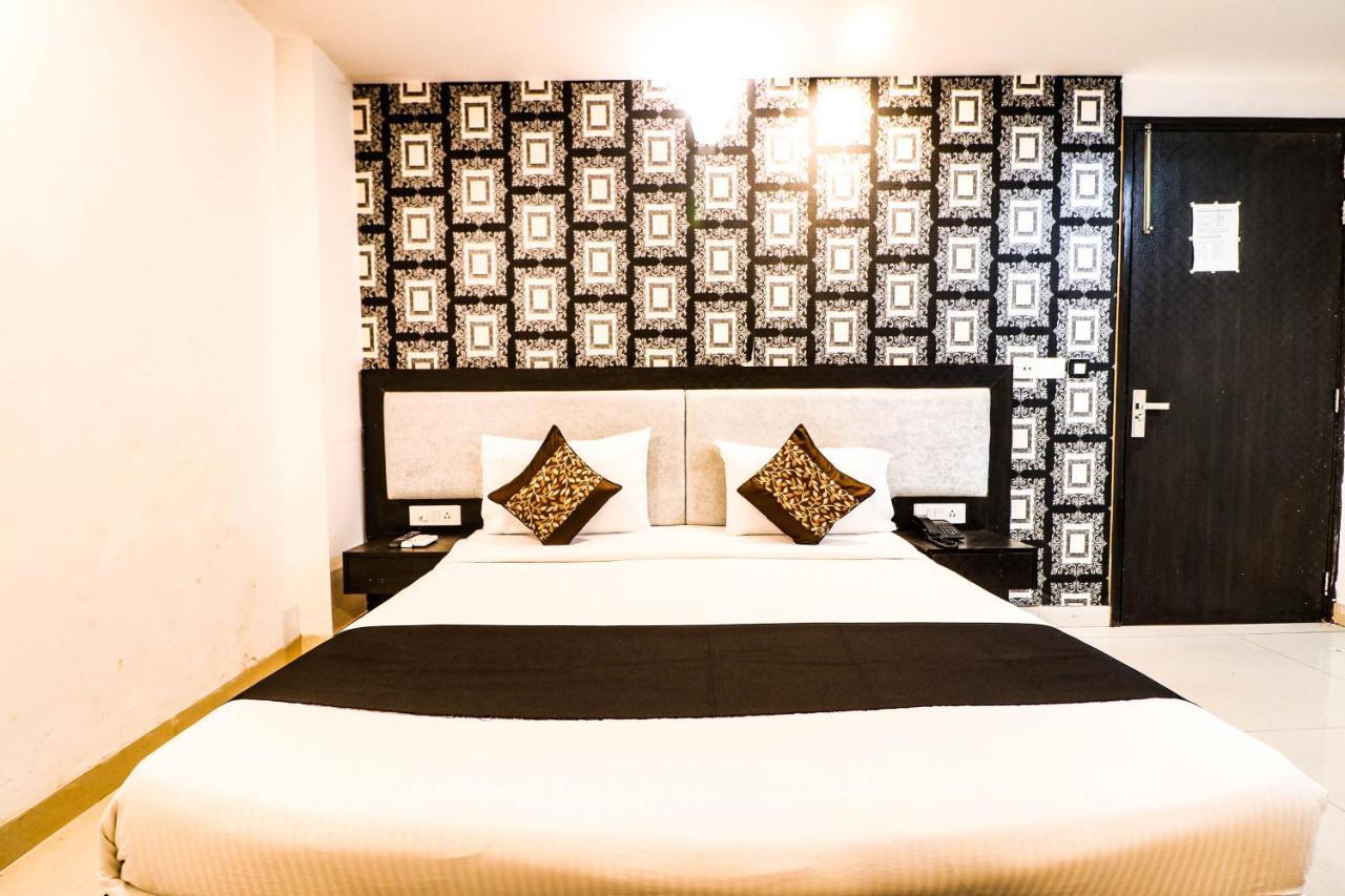 Hotel Olive Zone Near Delhi Airport Yeni Delhi Dış mekan fotoğraf