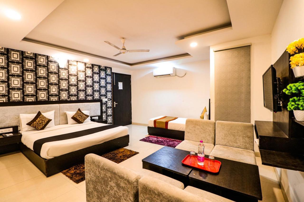 Hotel Olive Zone Near Delhi Airport Yeni Delhi Dış mekan fotoğraf