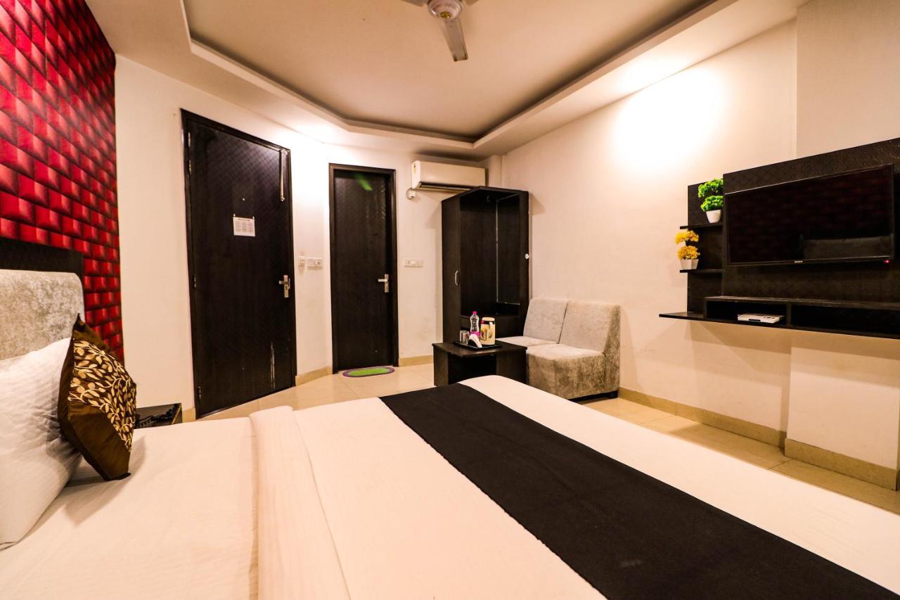 Hotel Olive Zone Near Delhi Airport Yeni Delhi Dış mekan fotoğraf