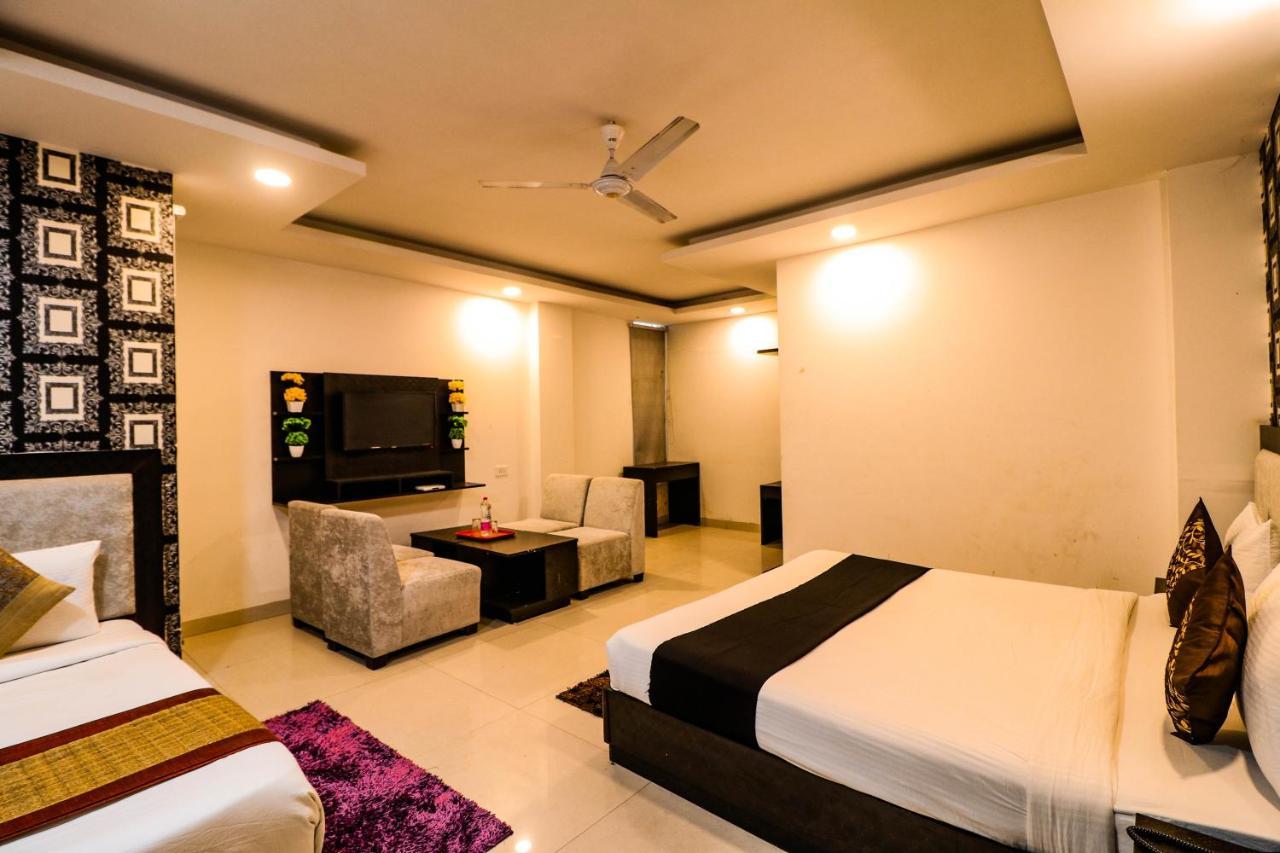 Hotel Olive Zone Near Delhi Airport Yeni Delhi Dış mekan fotoğraf