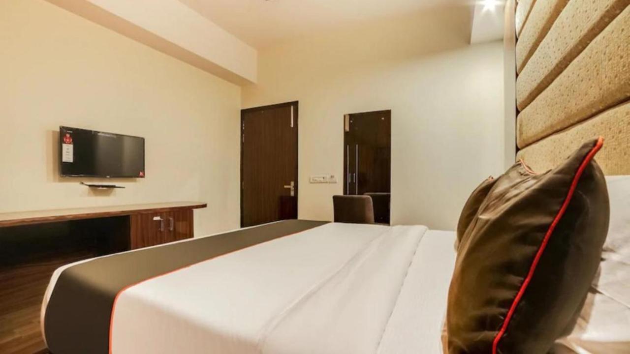 Hotel Olive Zone Near Delhi Airport Yeni Delhi Dış mekan fotoğraf